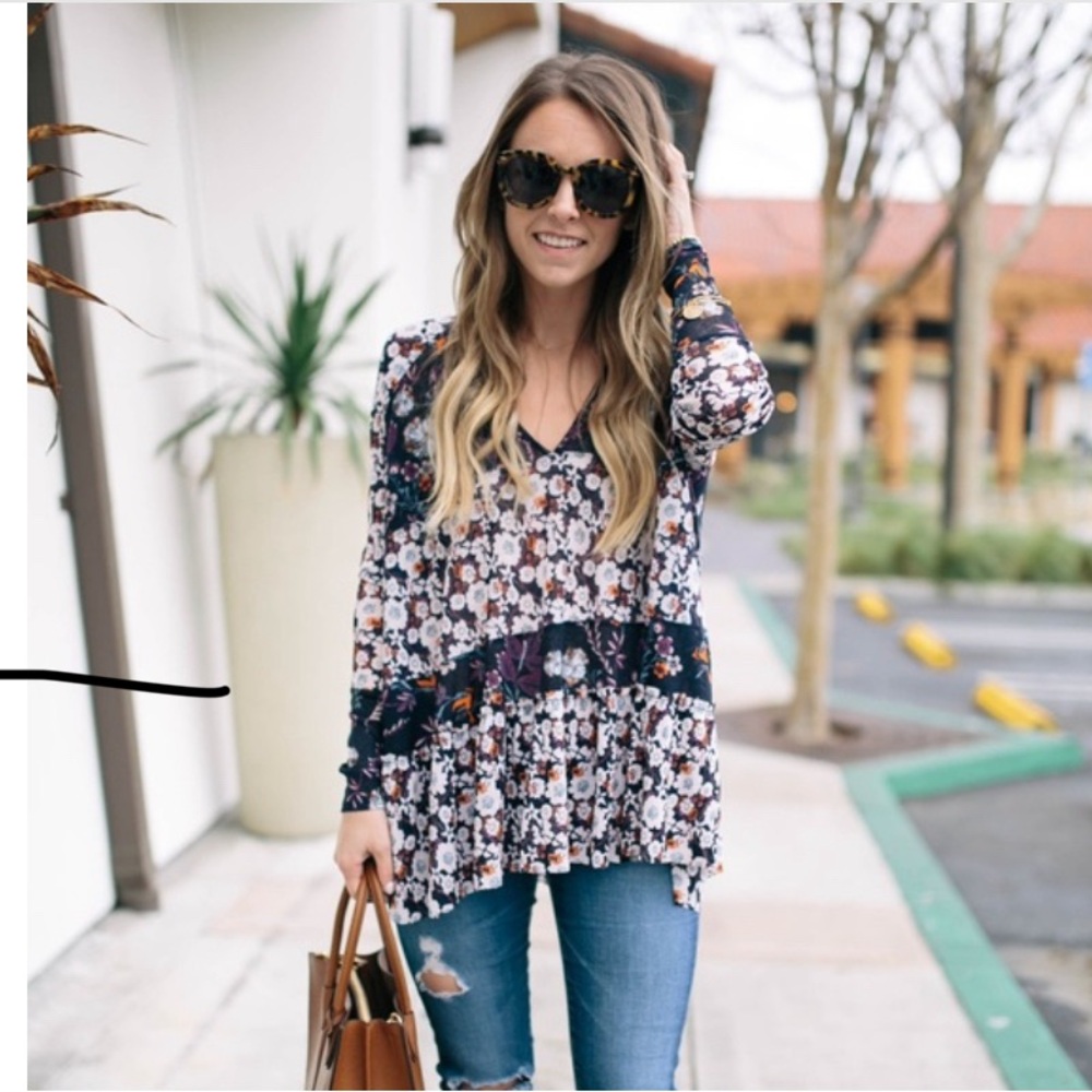 FREE PEOPLE Isabelle Floral Tunic Top Blue Size XS (oversized) - Picture 1 of 10
